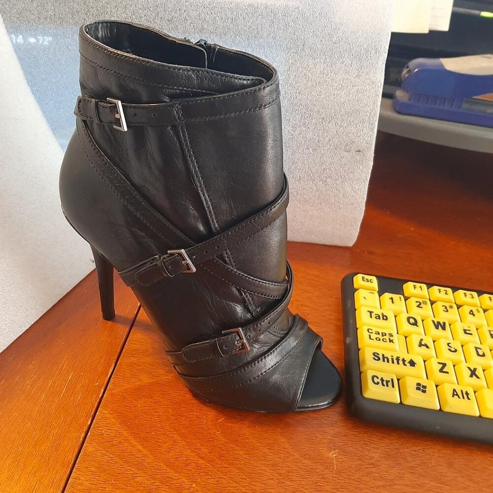 NineWest Women Leather Peep Toe Heeled Ankle Boots Black Sz5M Worn Once